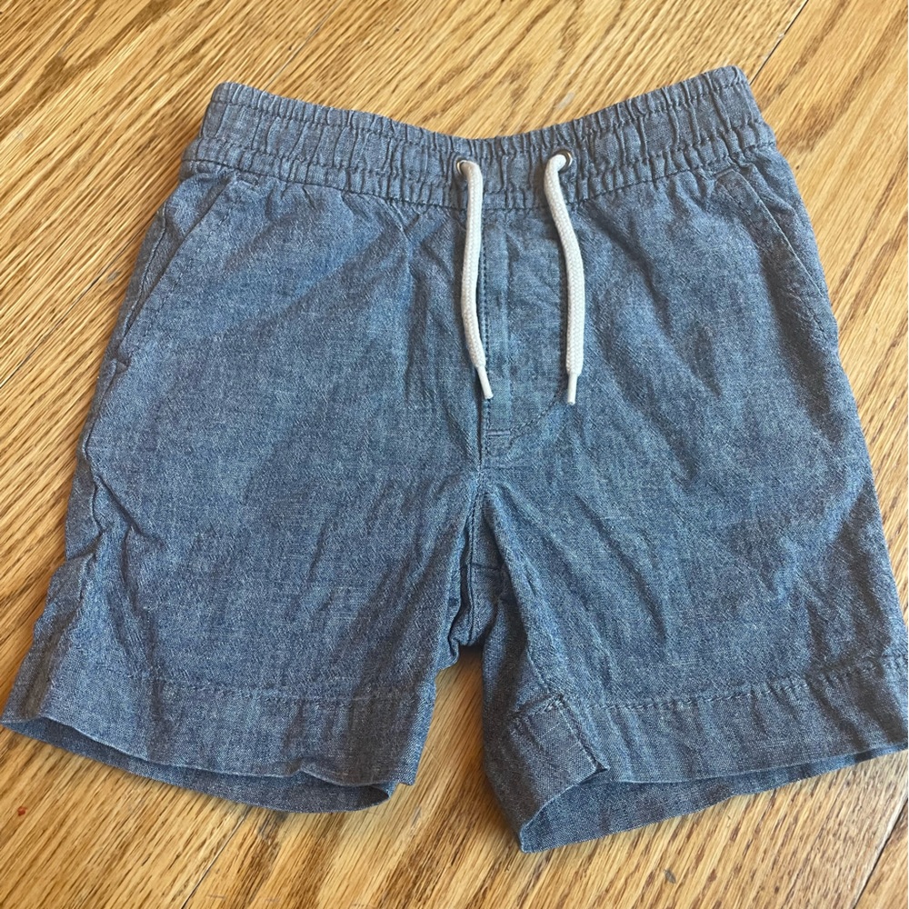 GAP chambray shorts